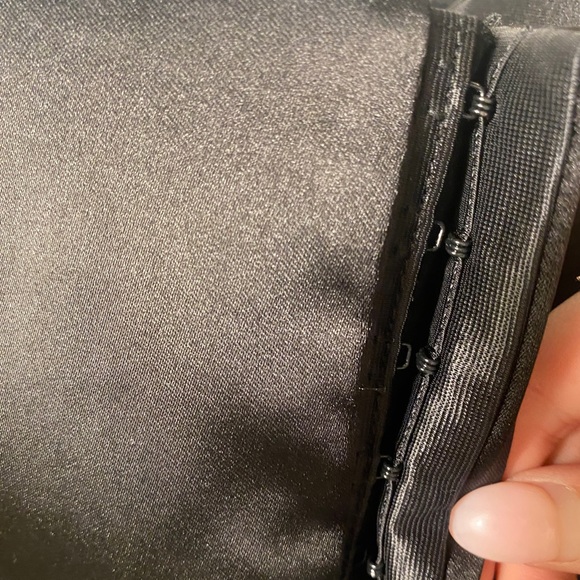 Brand new Zara boned silk corset top - Picture 3 of 6